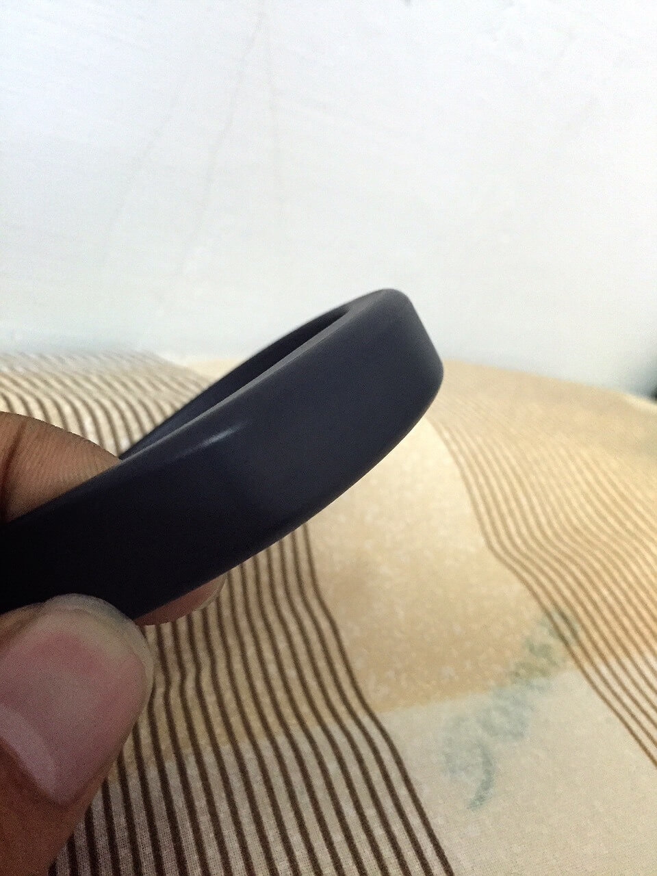 黑色版本的 vívosmart 可是隱藏版的喲